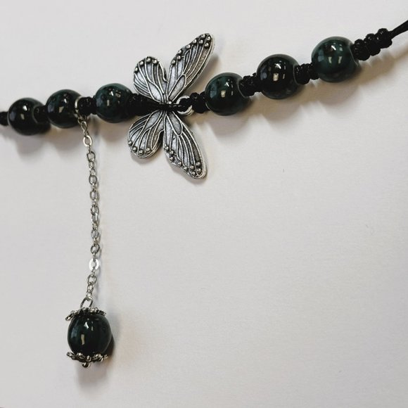 Dark Green Bead Silver Butterfly Pendant Charm Pray Vintage Necklace - Picture 9 of 16